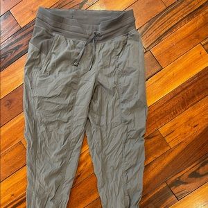 lululemon joggers